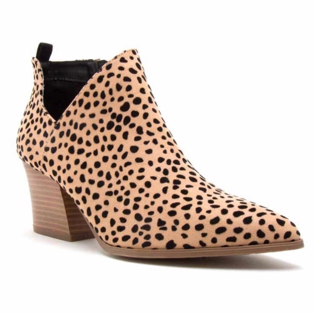 Tan Cheetah Side Cut Out Panel Booties - Picture 4 of 9